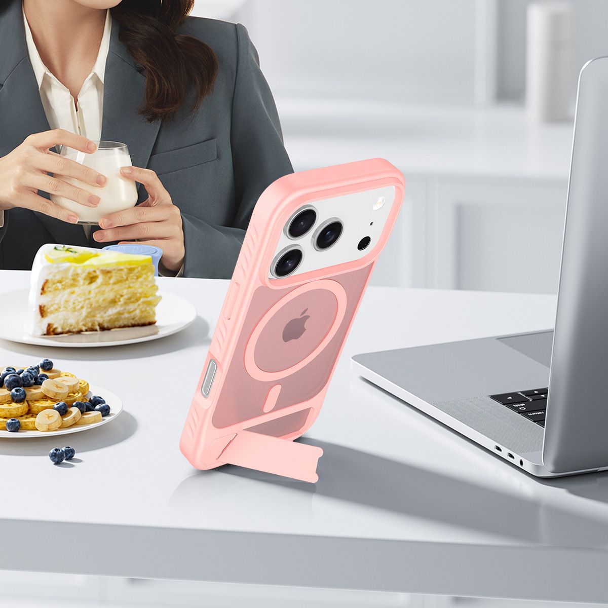 Tilt 45° Frosted Magnetic Stand Case — 125