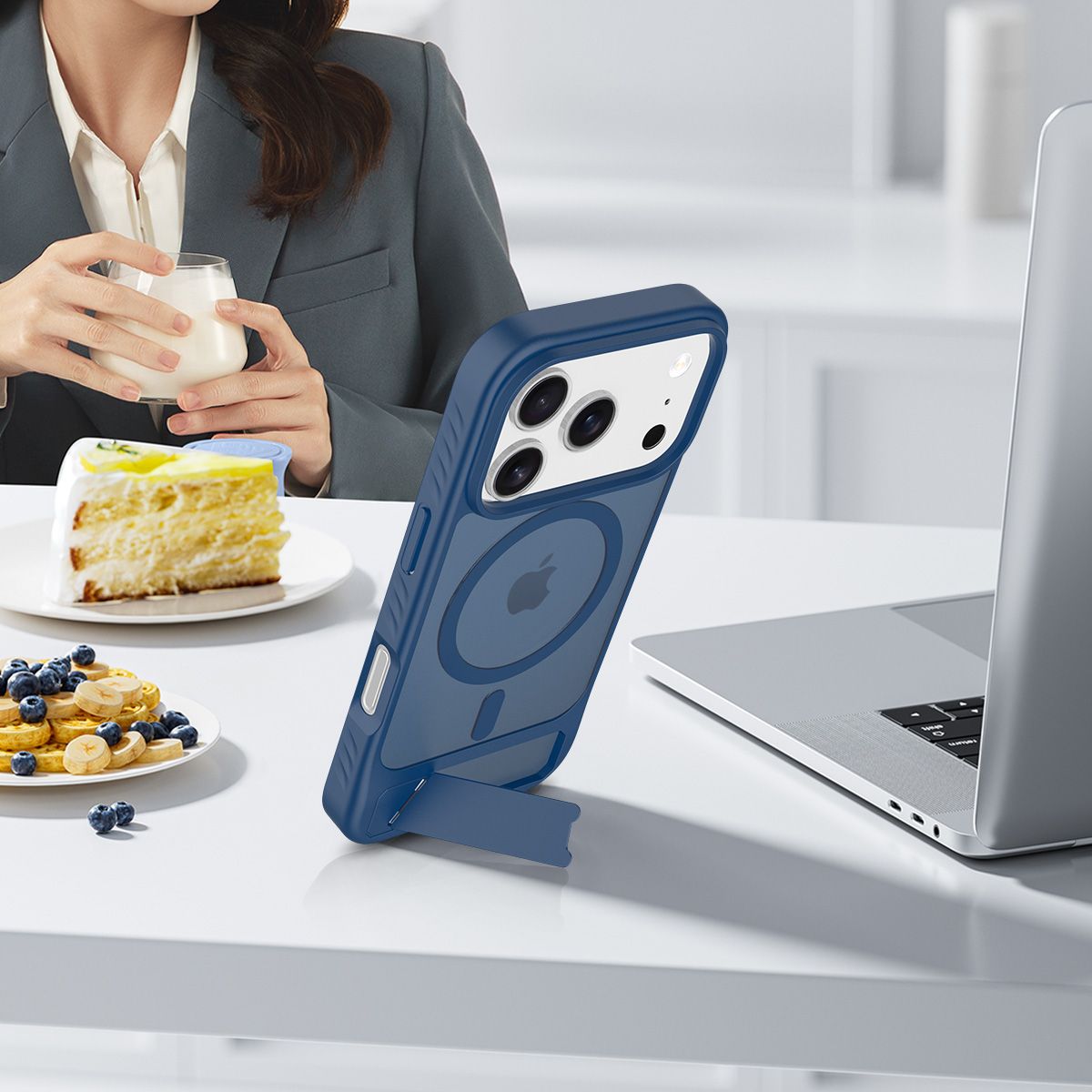 Tilt 45° Frosted Magnetic Stand Case — 139