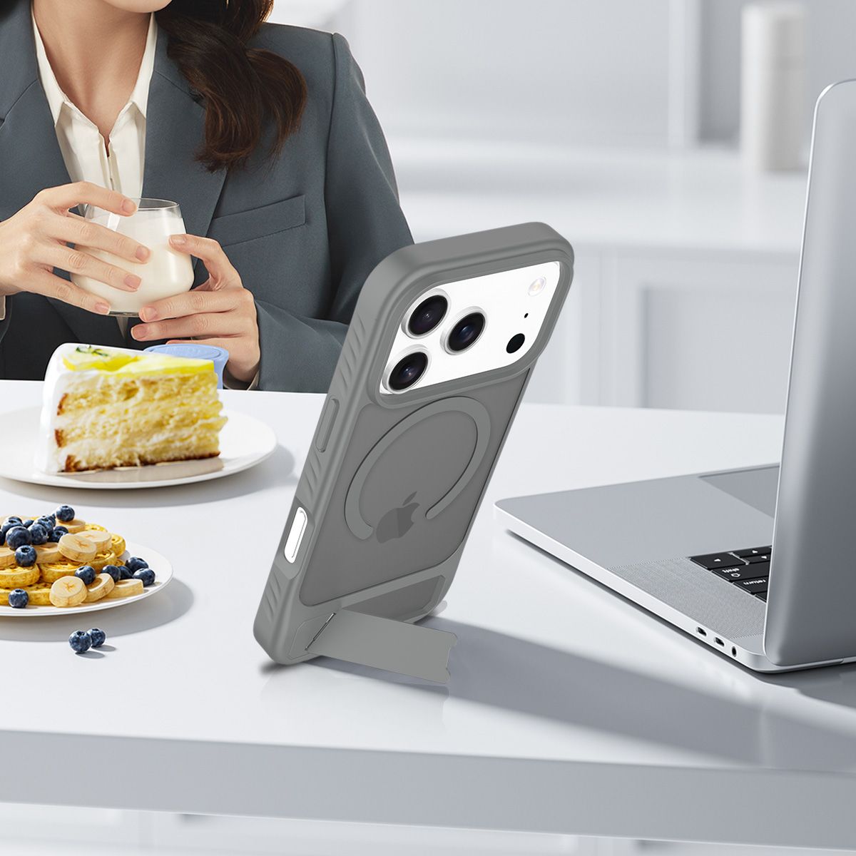 Tilt 45° Frosted Magnetic Stand Case — 249
